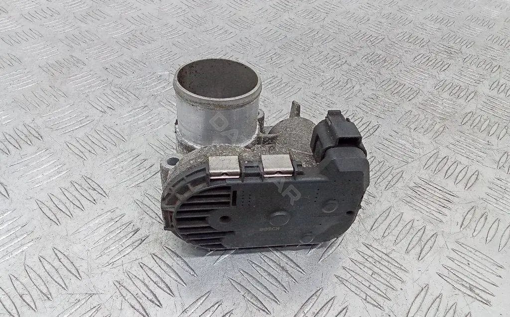 Дроссельная заслонка 8200330810