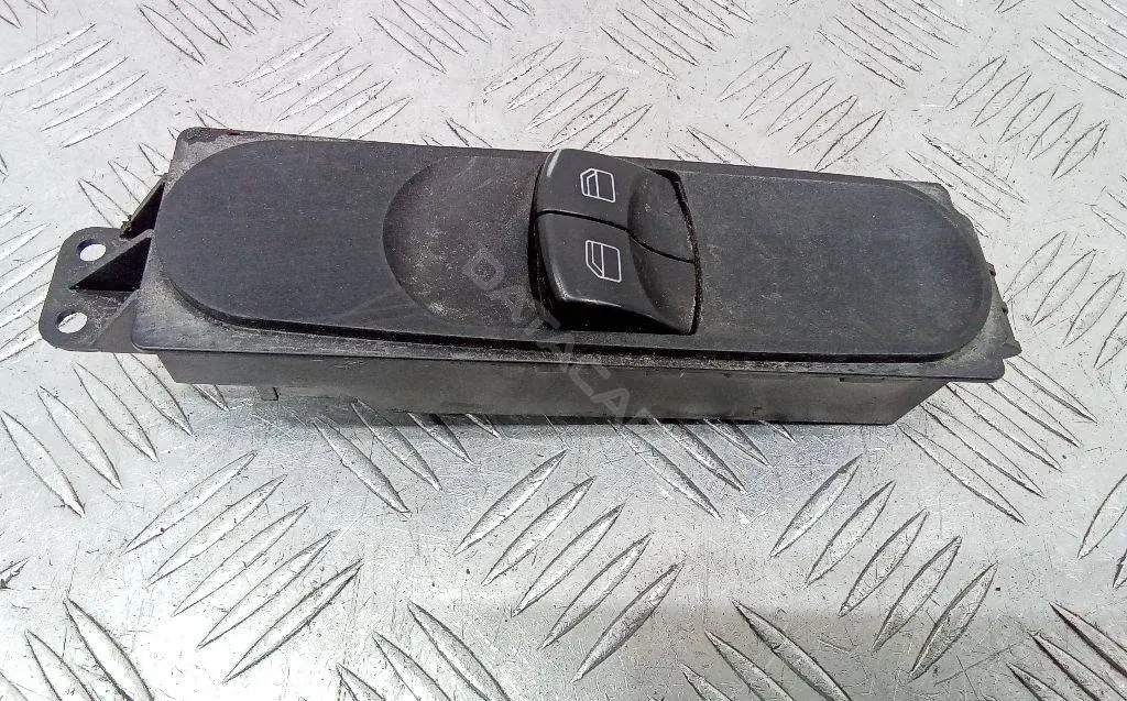 Блок управления стеклоподъемниками A9065451513