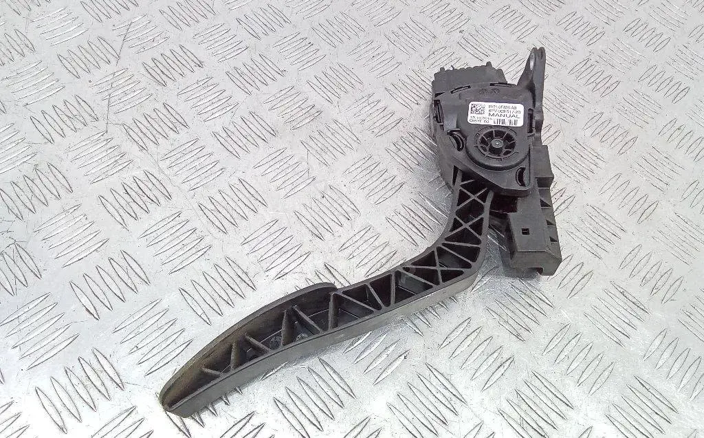 Педаль газа 8V21-9F836-AB