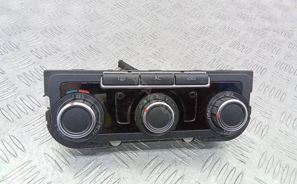 Блок управления климат-контролем 3C8907336AB