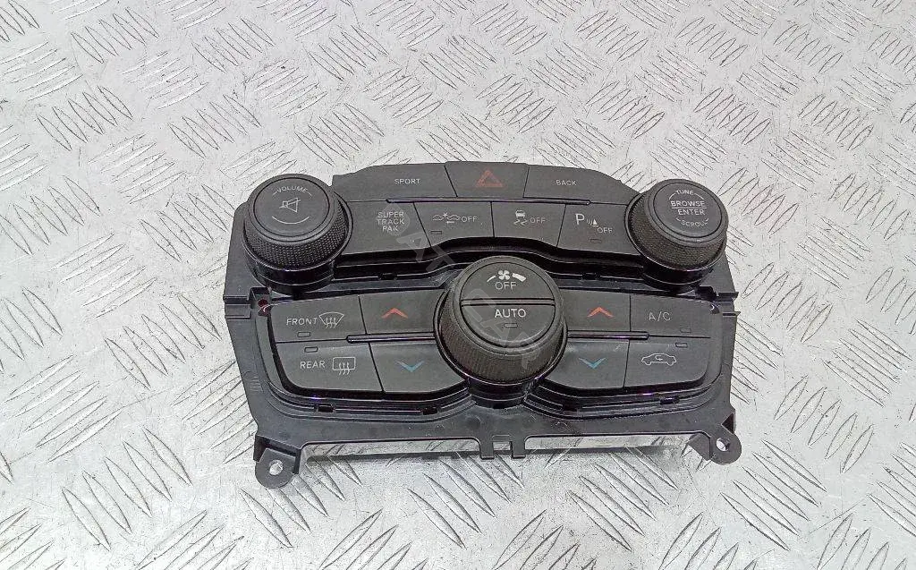 Блок управления климат-контролем P68188879AB