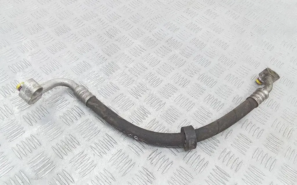 Трубка кондиционера 7L5820721K