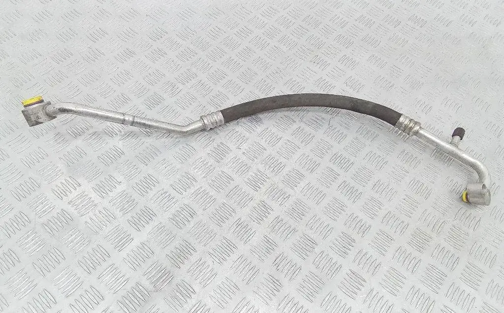 Трубка кондиционера 7L5820744Q