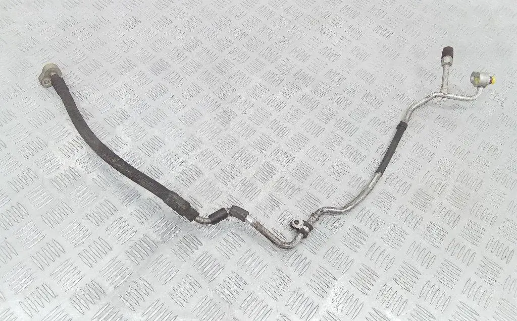 Трубка кондиционера 7L5820750J