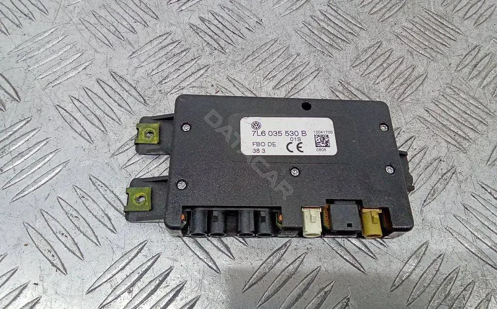 Усилитель антенны 7L6035530