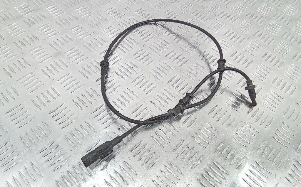 Датчик АБС A2465402510