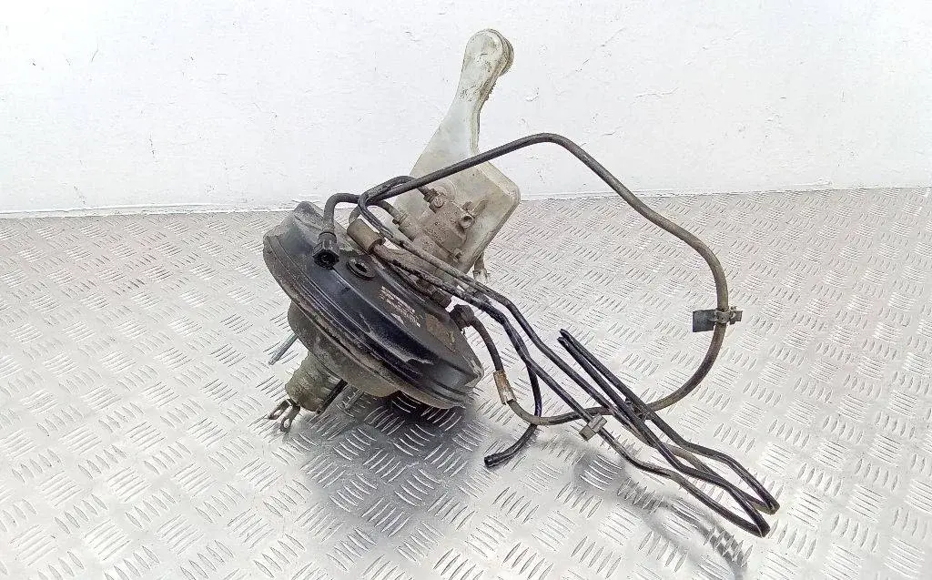 Вакуумный усилитель тормозов BV61-2B195-TD
