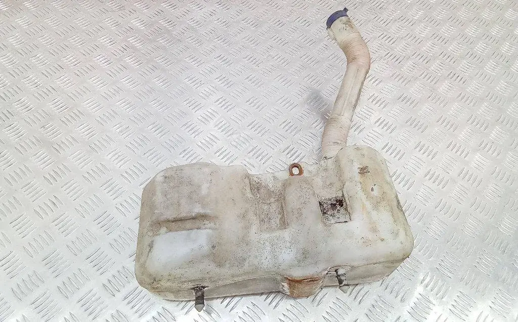 Бачок омывателя 4779875