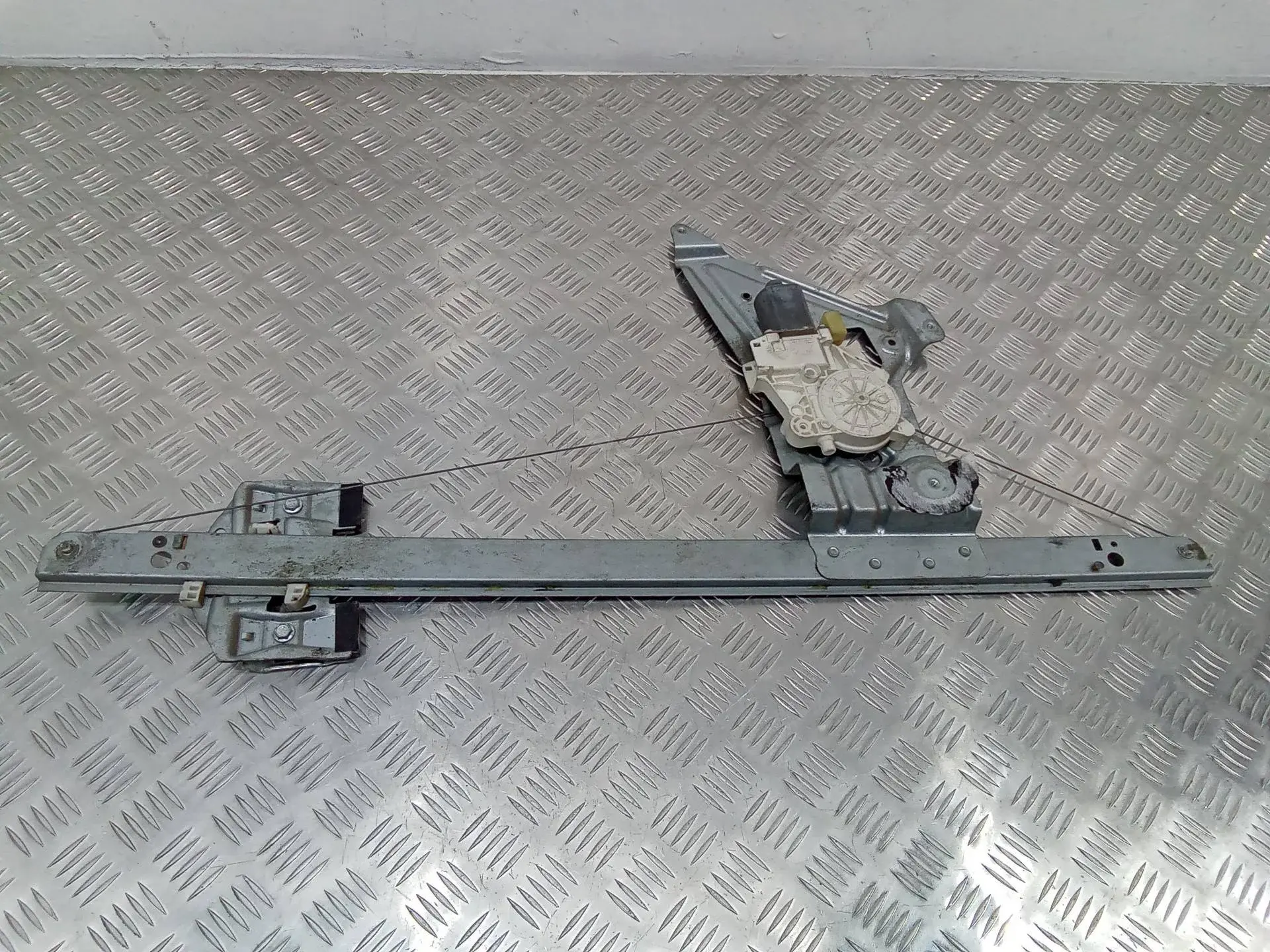 Стеклоподъемник A0068205542