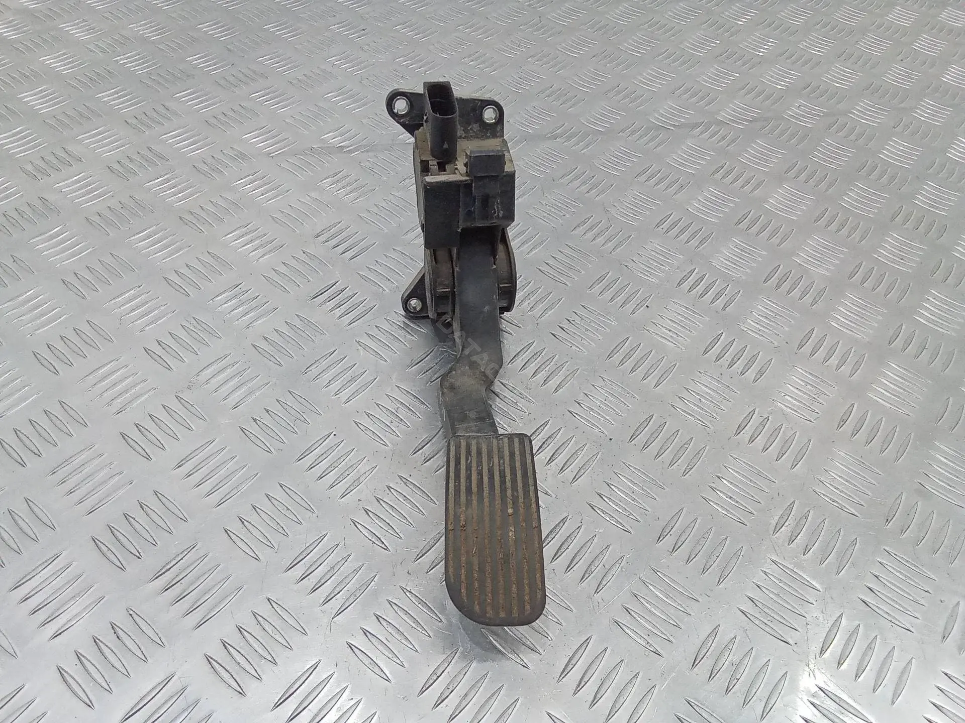 Педаль газа A9013000404