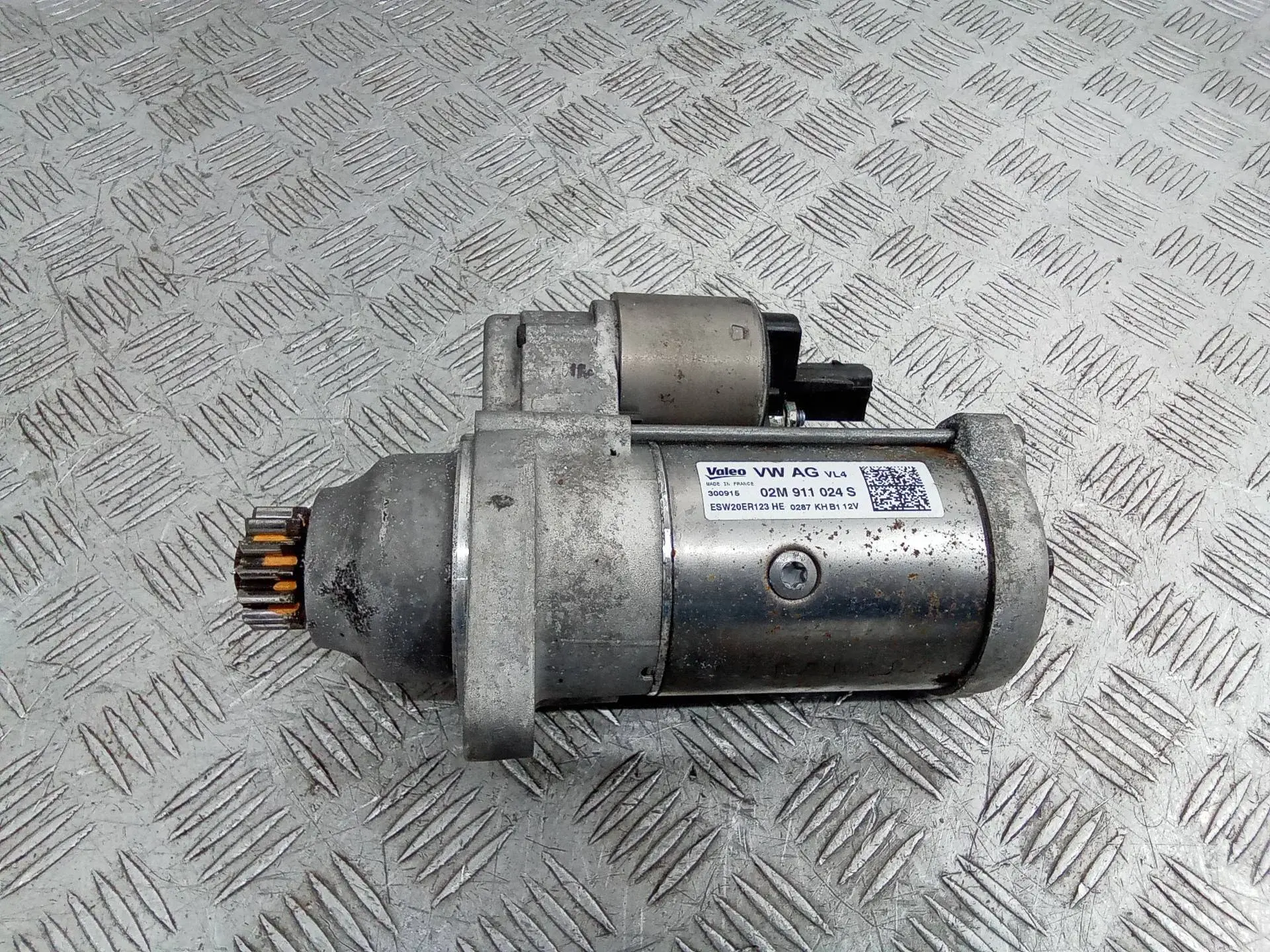 Стартер 02M911024