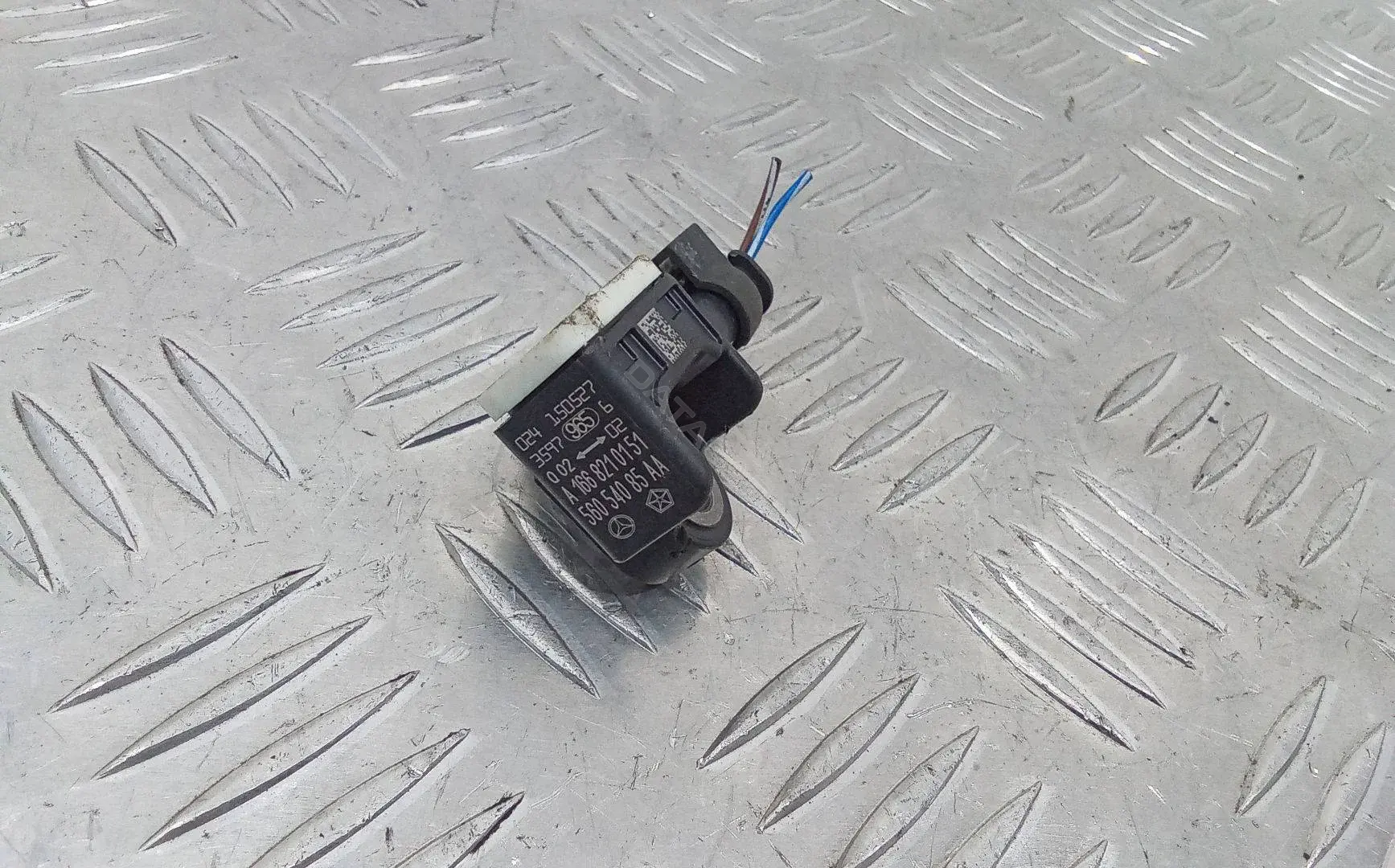 Датчик удара A1668210151