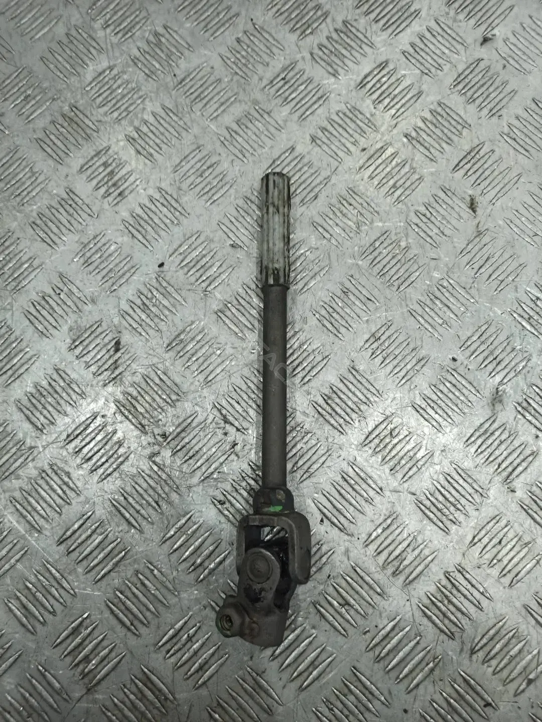 Рулевой карданчик 5207794