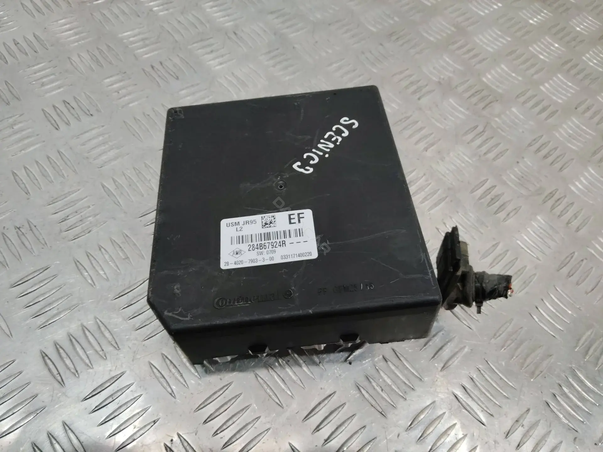 Блок предохранителей 284B67924R, USMJR95