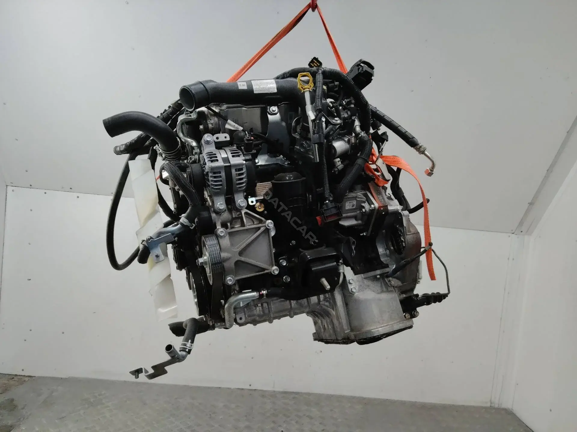 Двигатель в сборе 205G69, RZ4E