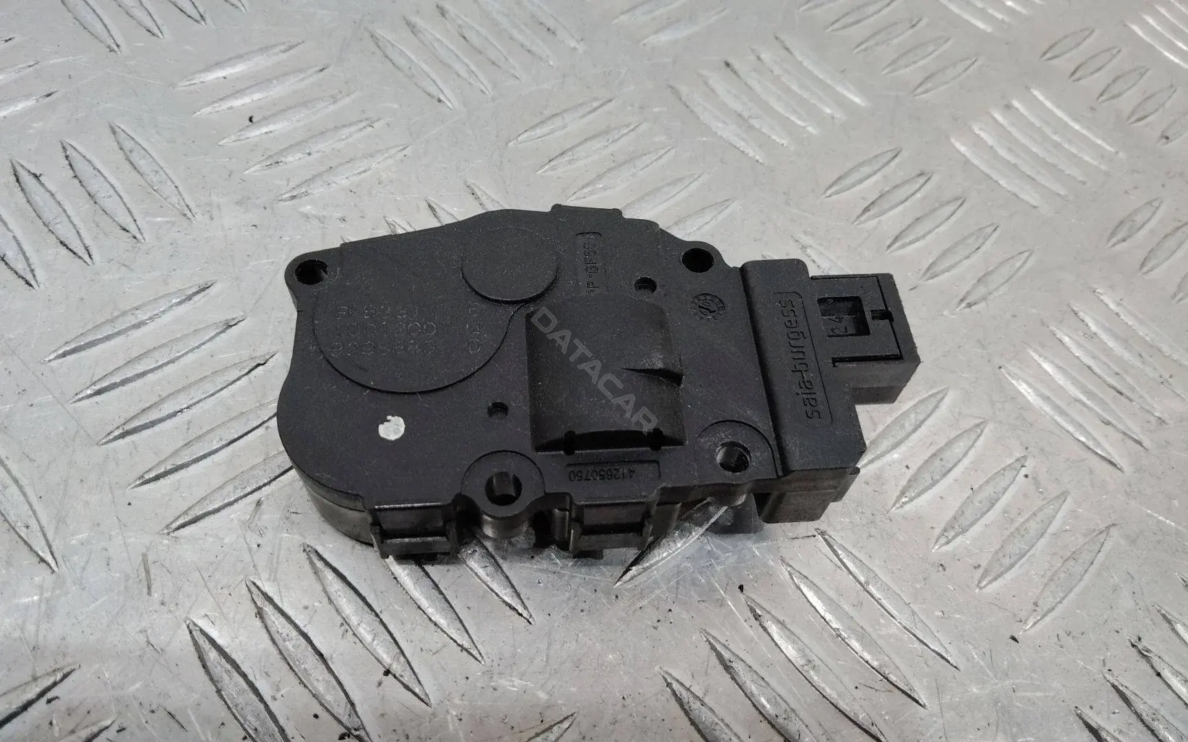 Мотор заслонки печки 929888G, EFB331
