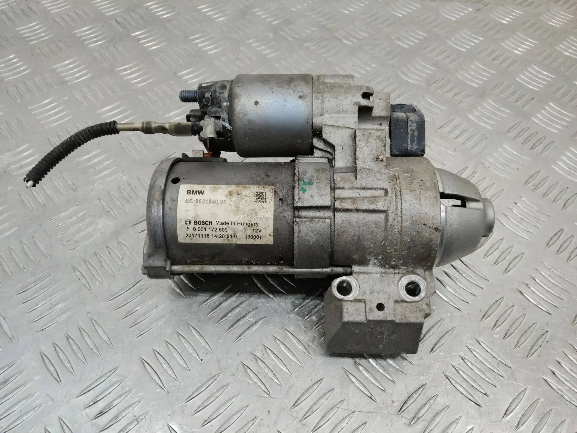 Стартер 0001172609, 8621840