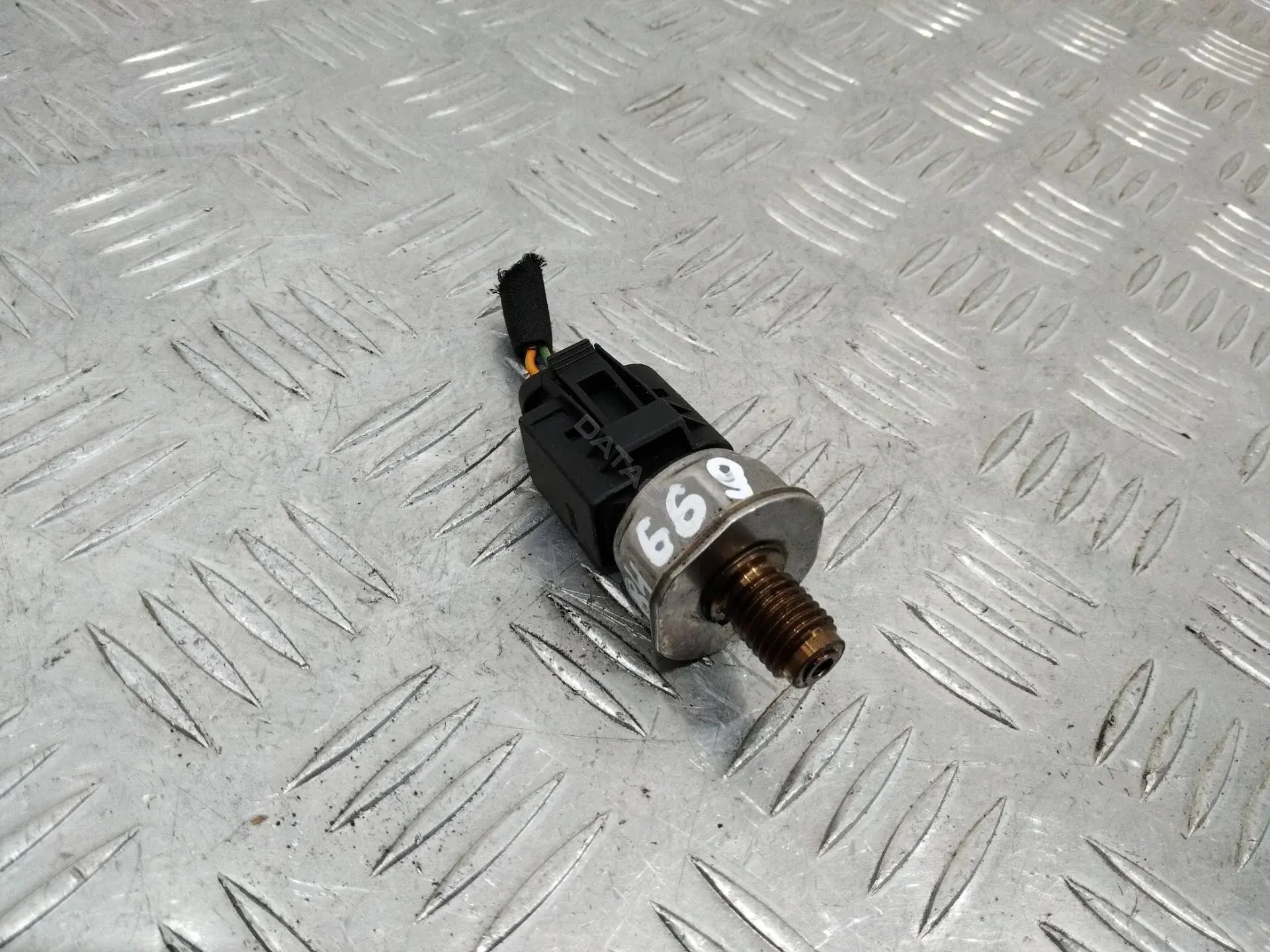 Регулятор давления топлива 5WS40050