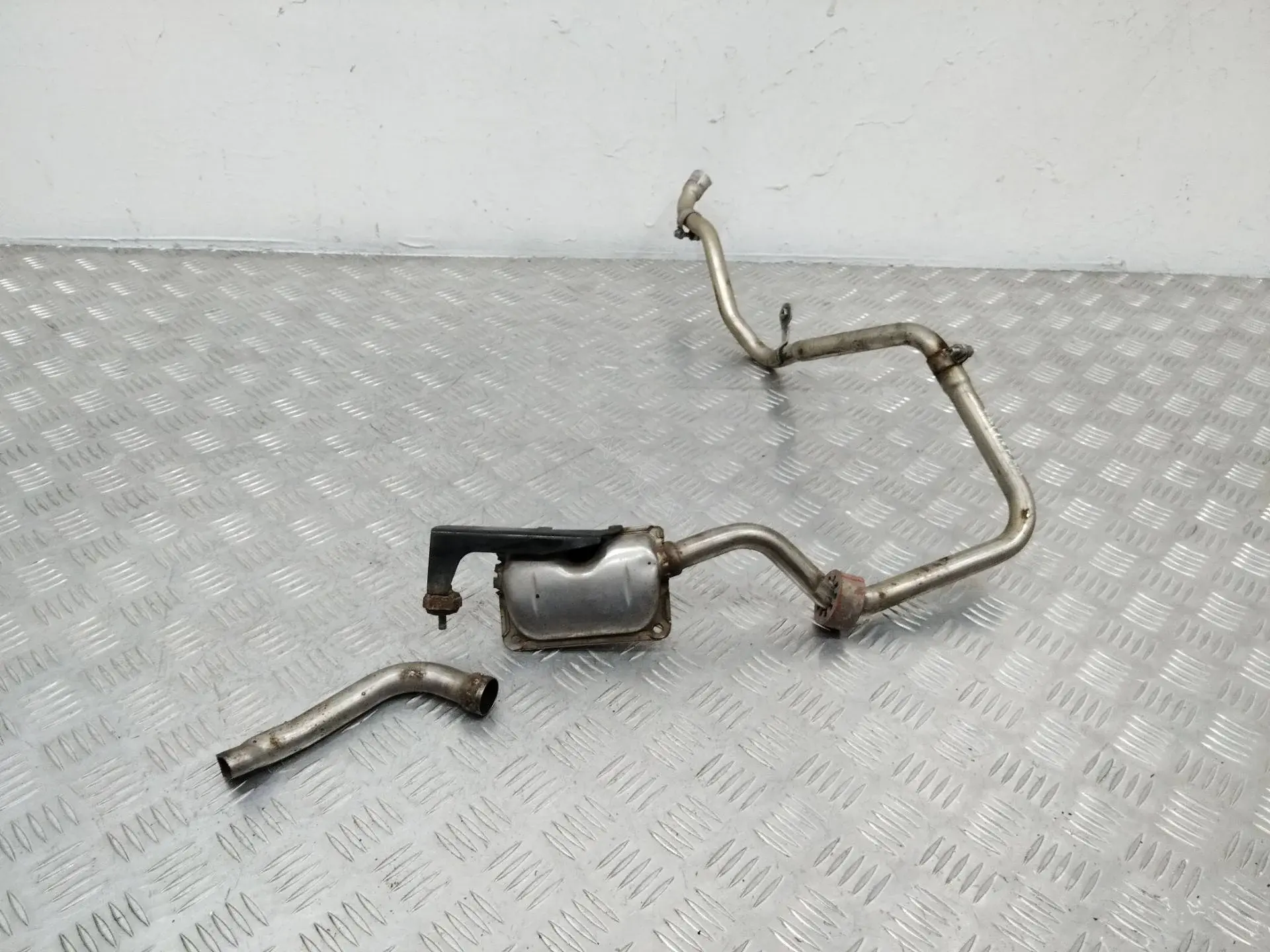 Глушитель автономного отопителя 7L0819084
