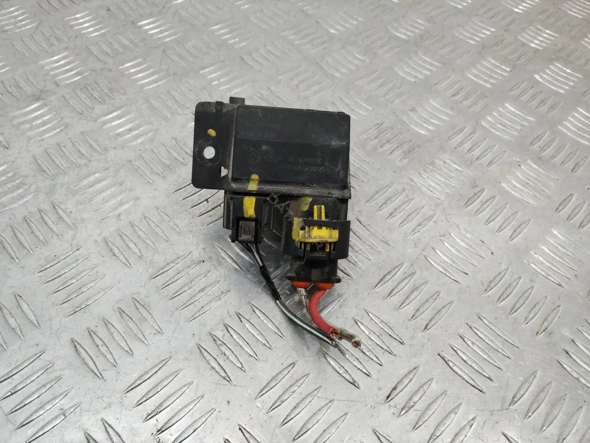 Резистор вентилятора охлаждения двигателя 255501295R