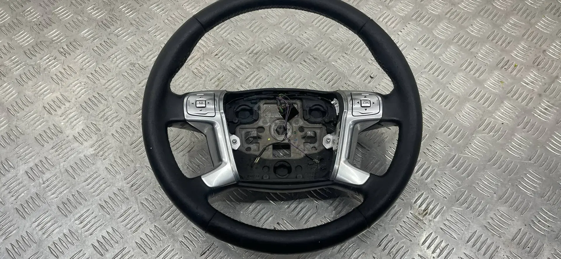 Руль AM213600BB-3ZHE