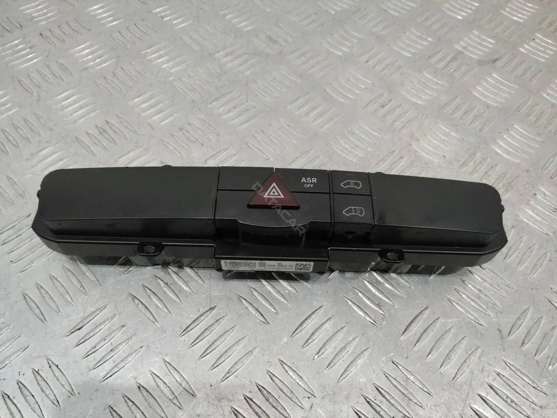 Кнопка аварийки A9068701010