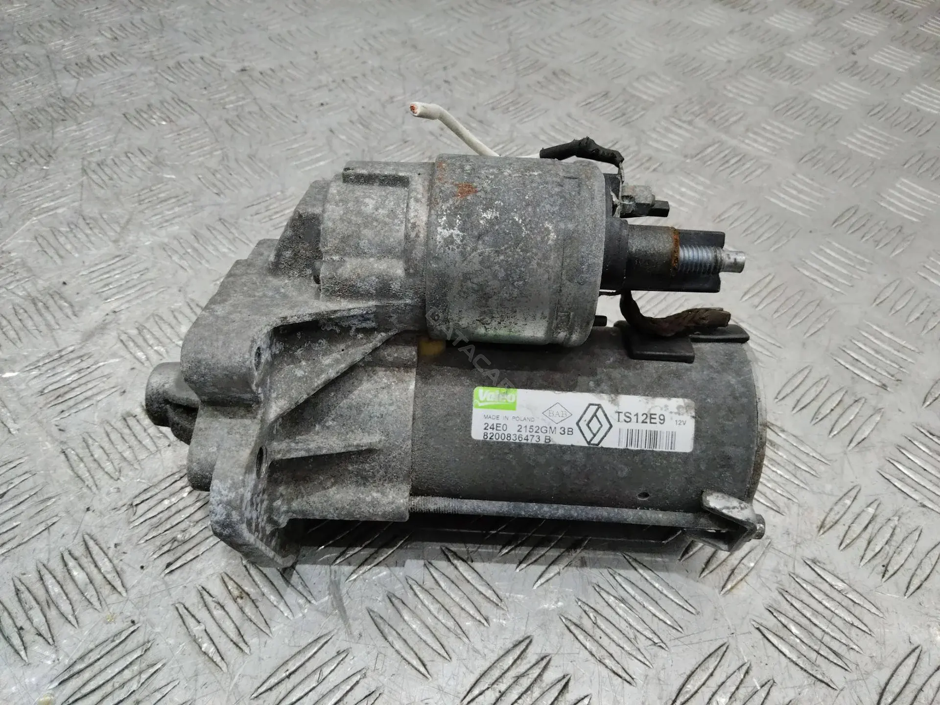 Стартер 8200836473