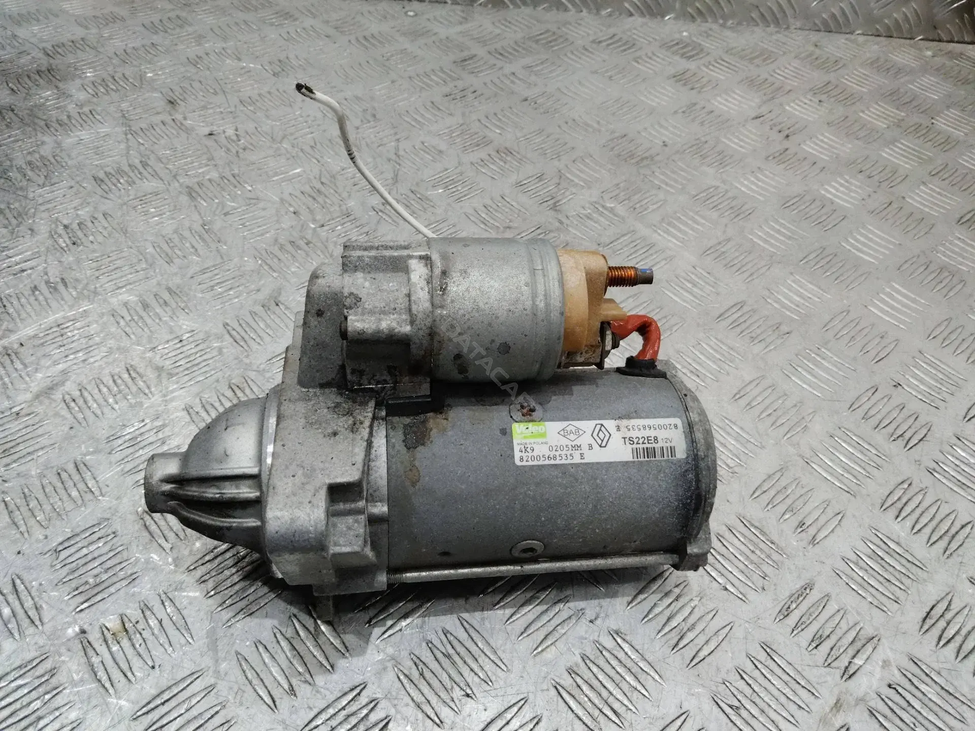 Стартер 8200568535