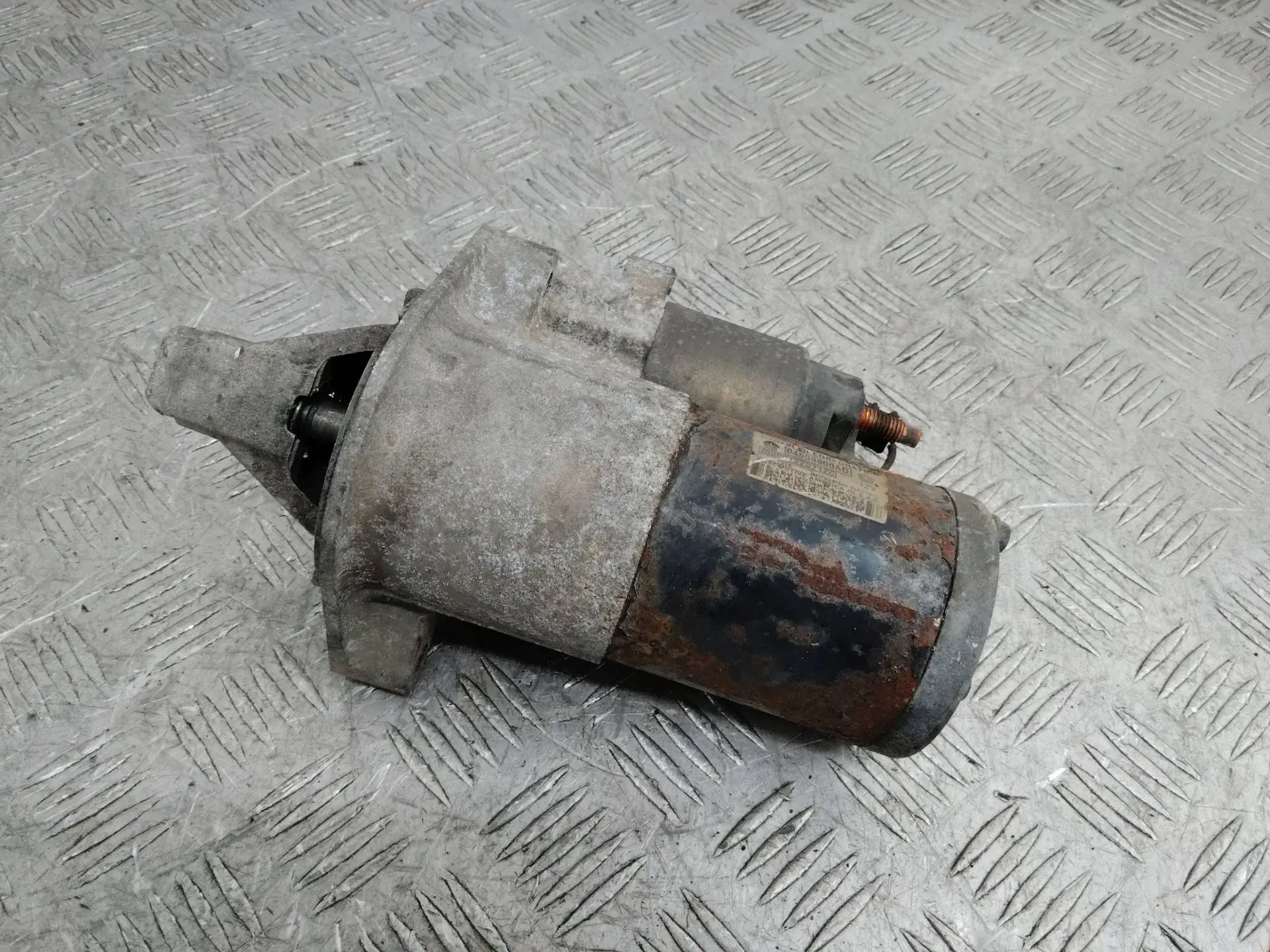 Стартер 04608800AD
