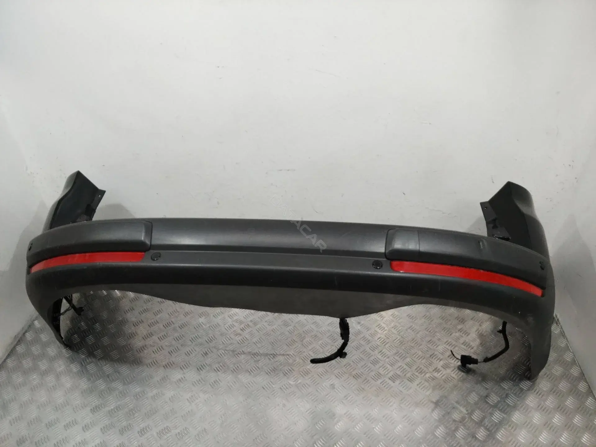 Задний бампер 6M21-17866