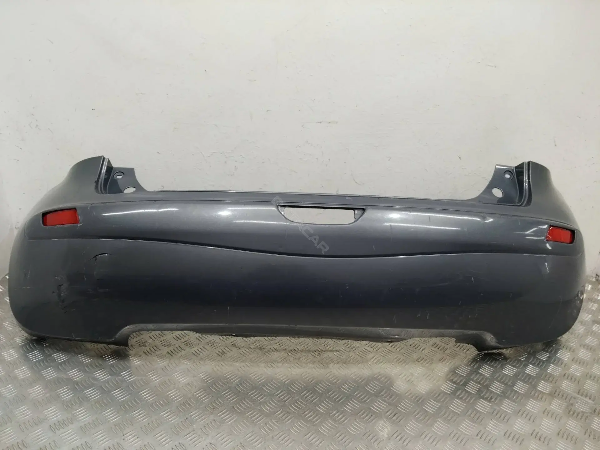 Задний бампер 850229U040