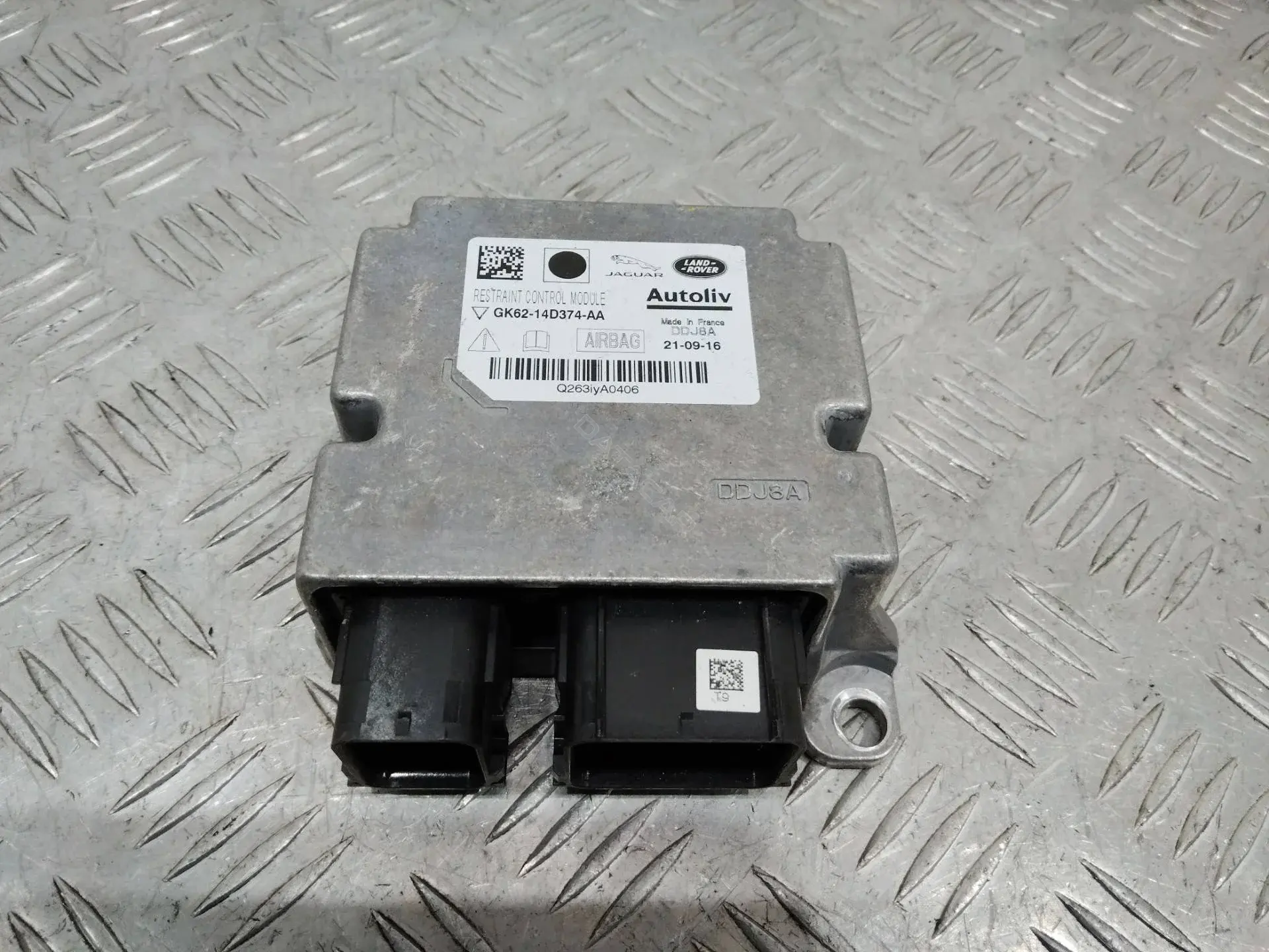 Блок управления подушками безопасности GK62-14D374-AA