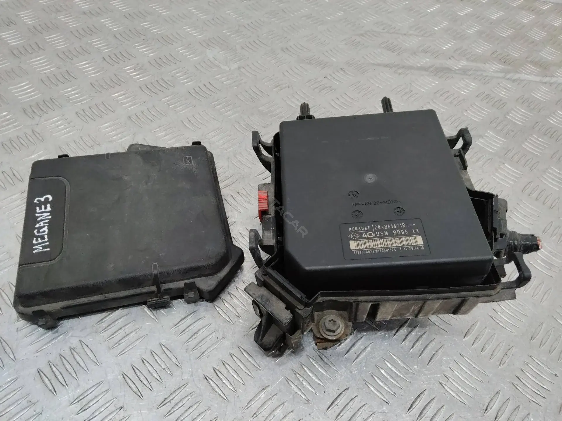 Блок предохранителей 284B61871R