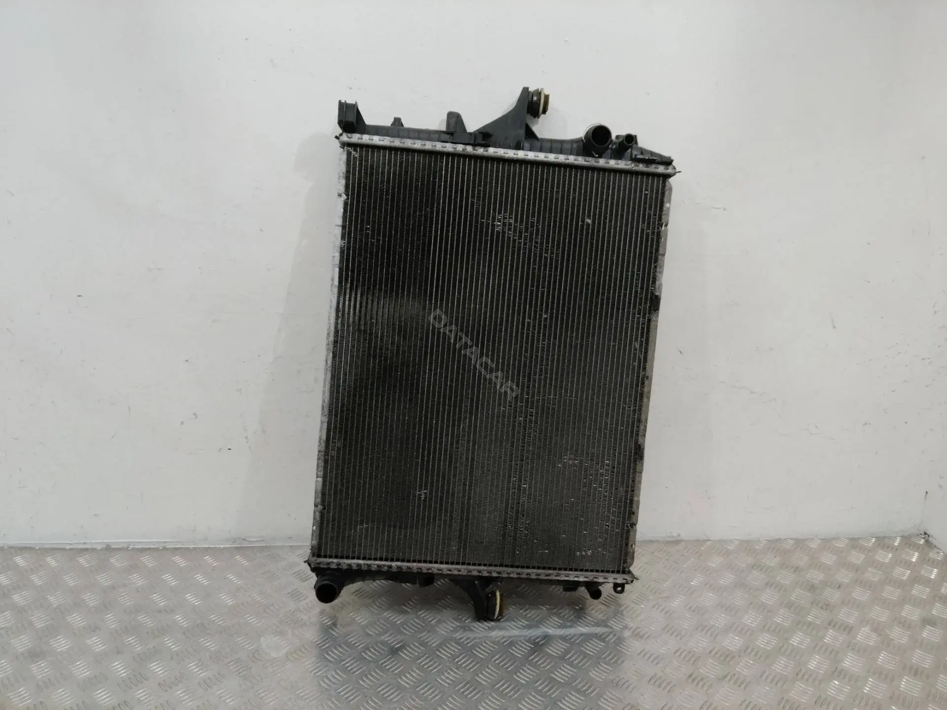 Радиатор охлаждения 7L6121253