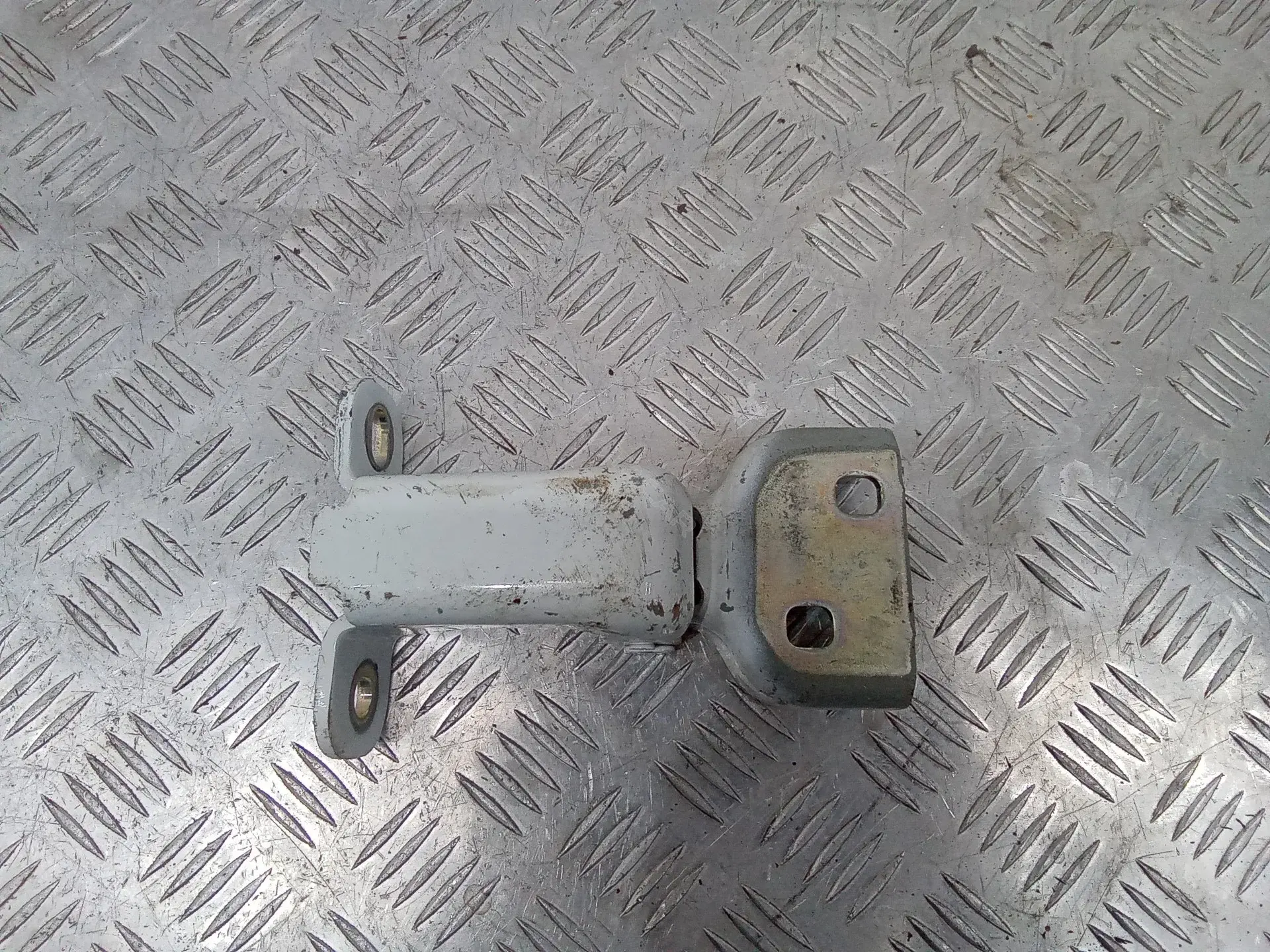 Петля двери 804005400R