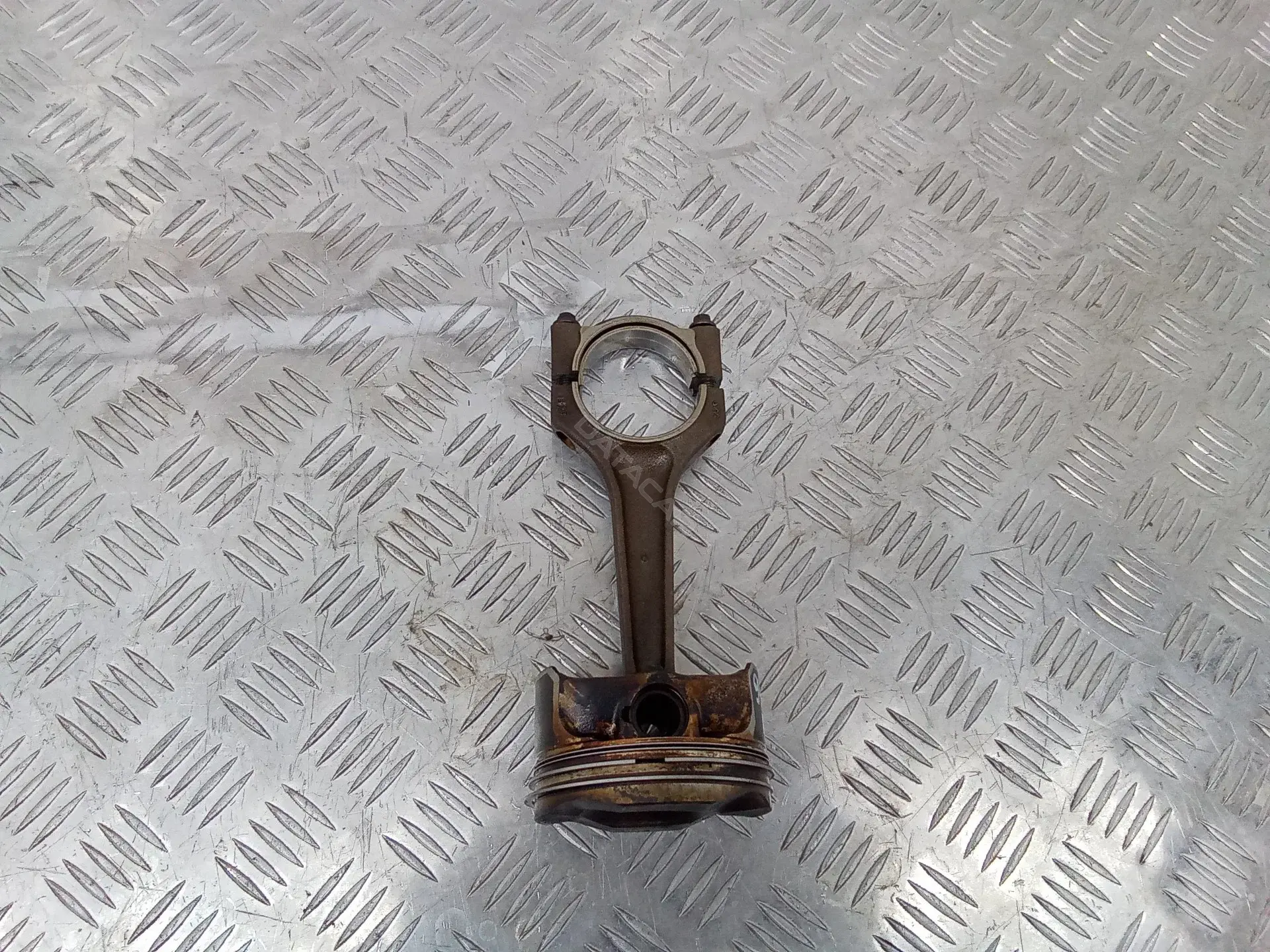 Шатун 7528540