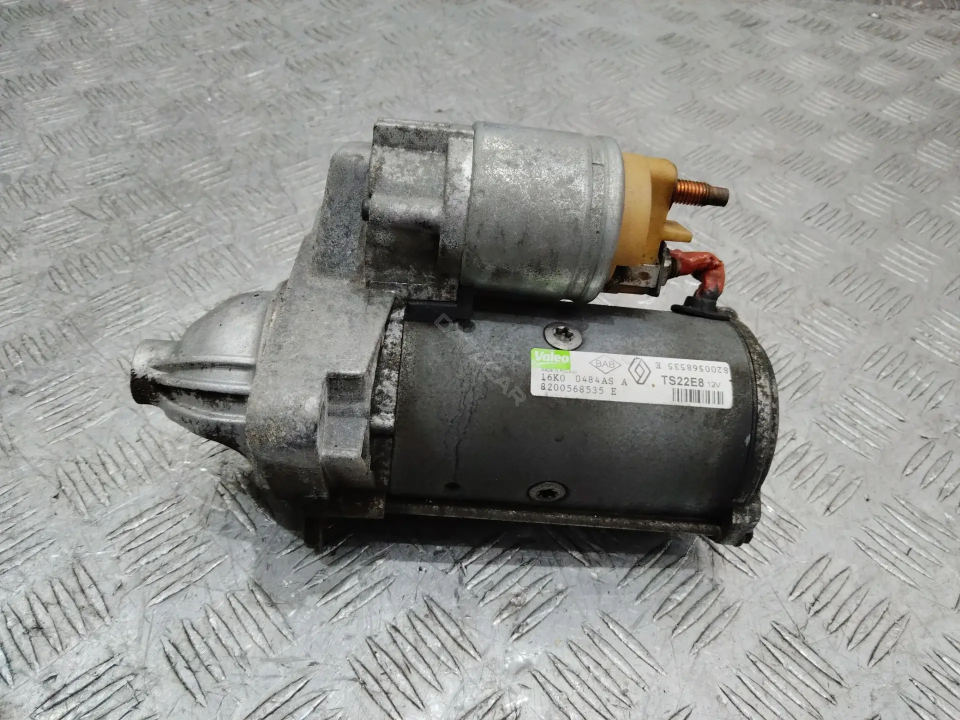 Стартер 8200568535