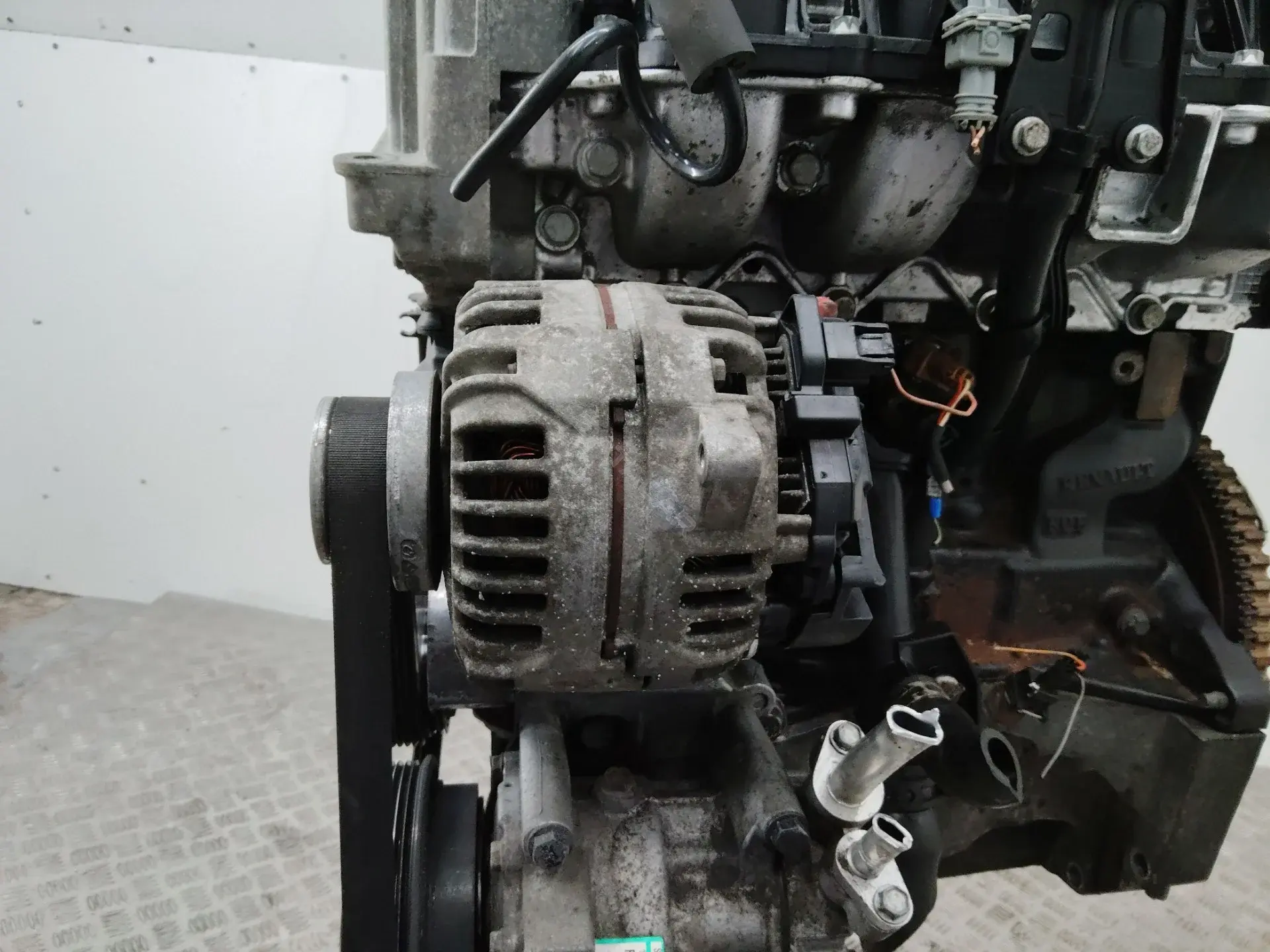 Генератор 8200325823