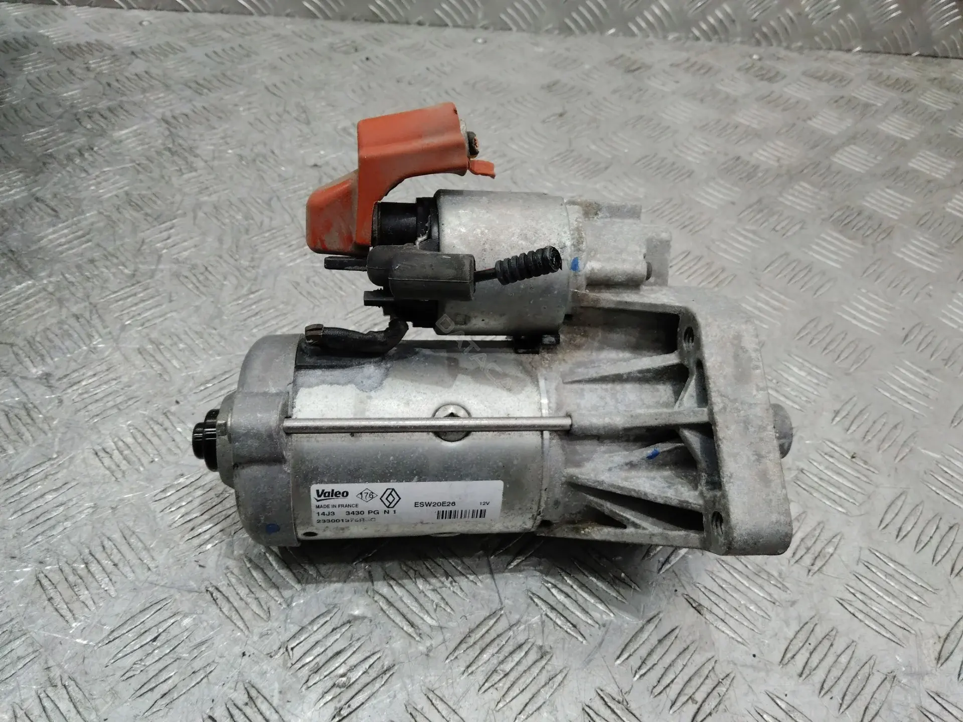 Стартер 233001375R