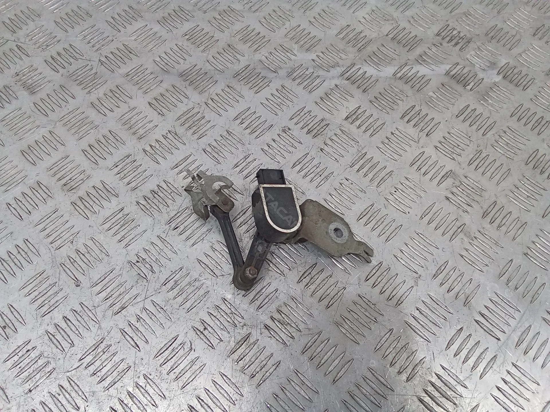 Датчик дорожного просвета A0009053704