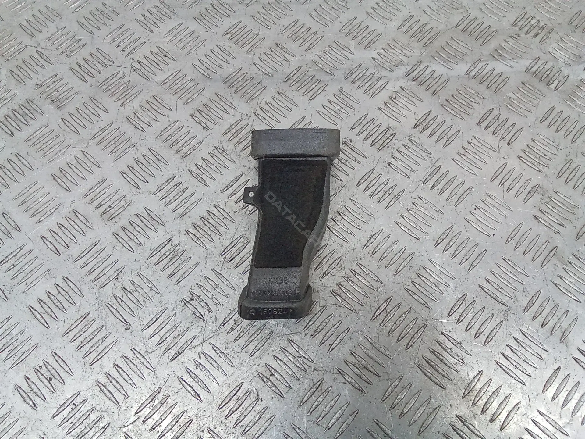 Воздухозаборник 9386238