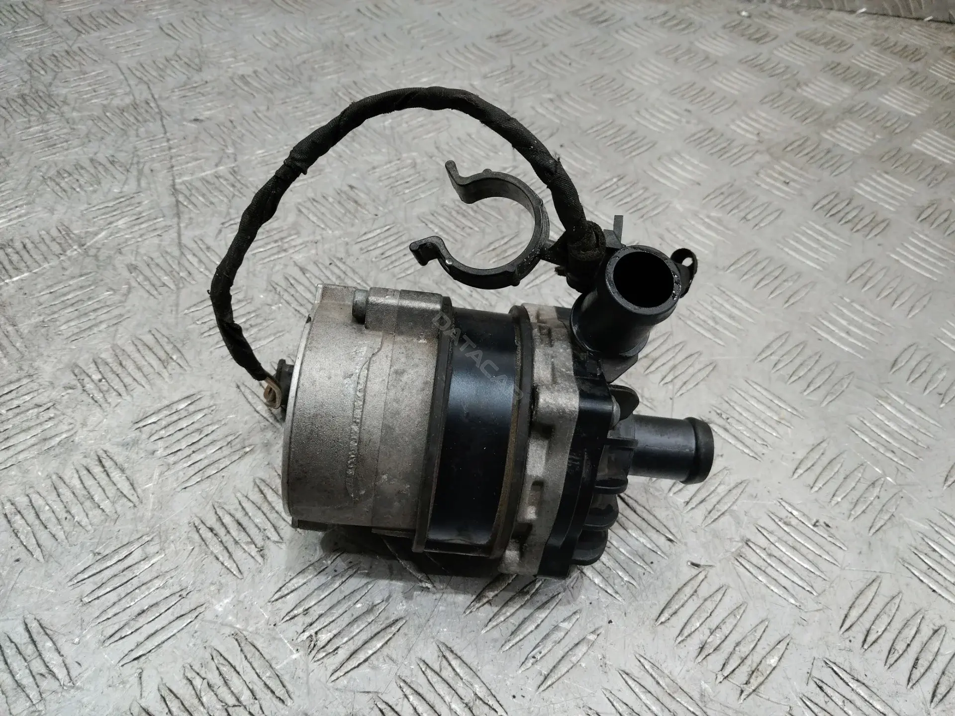 Помпа электрическая 8K0965567