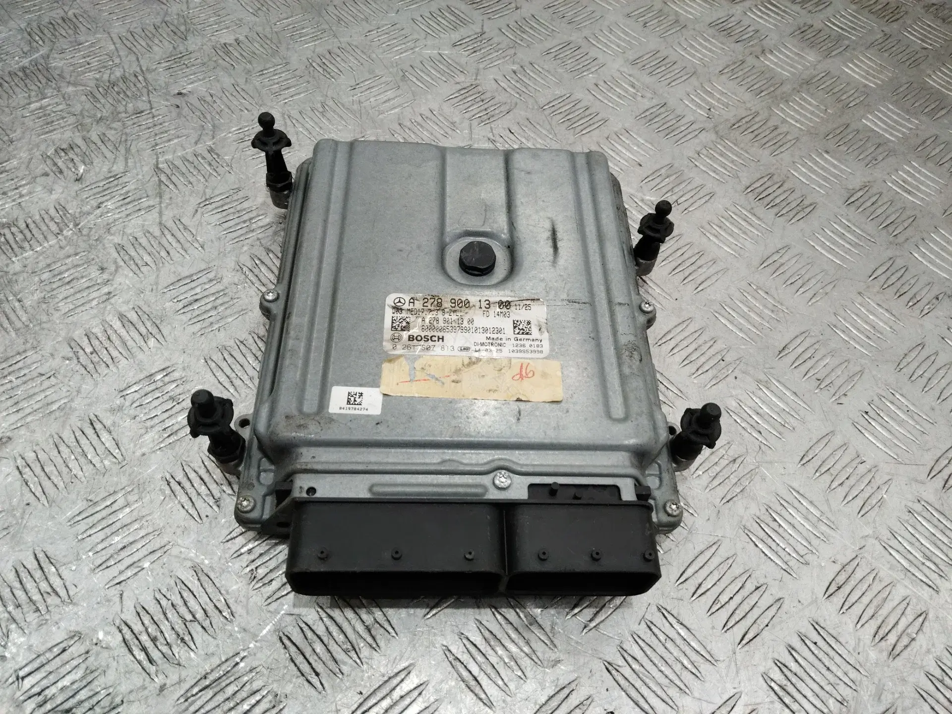 Блок управления двигателем A2789001300