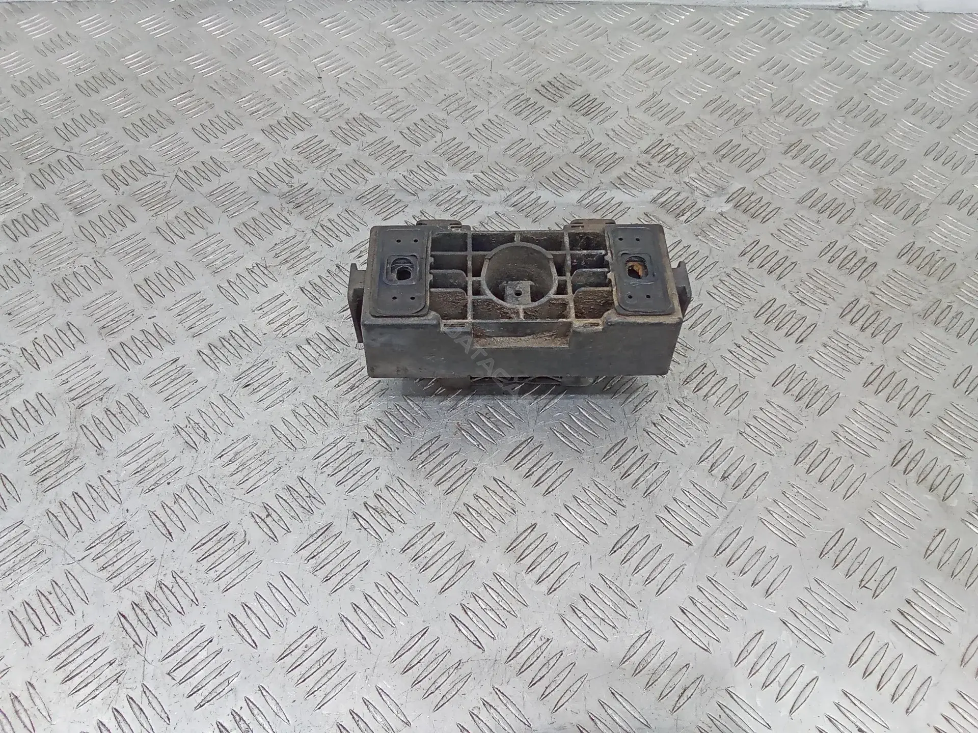 Заглушка домкрата A1666900134, A2046920028