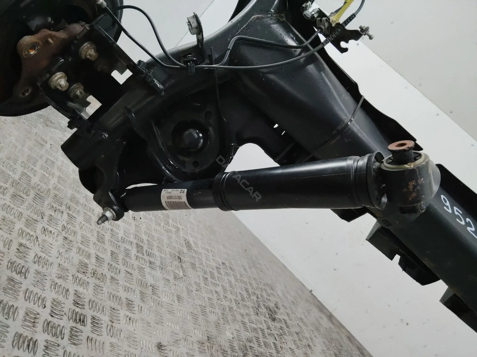 Амортизаторы 562101385R