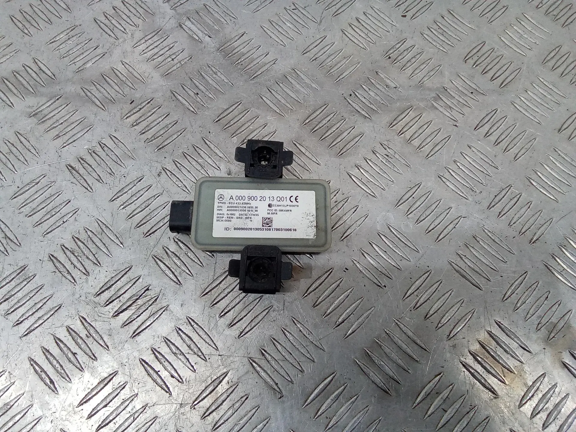 Блок контроля давления в шинах A0009002013