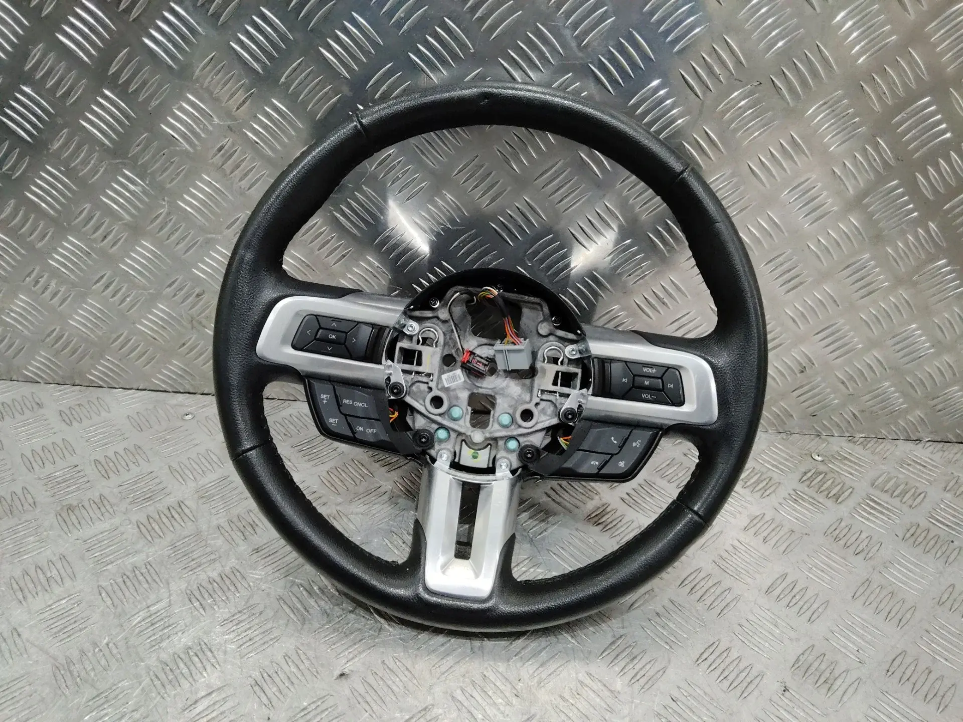 Руль FR333600AE3JAX