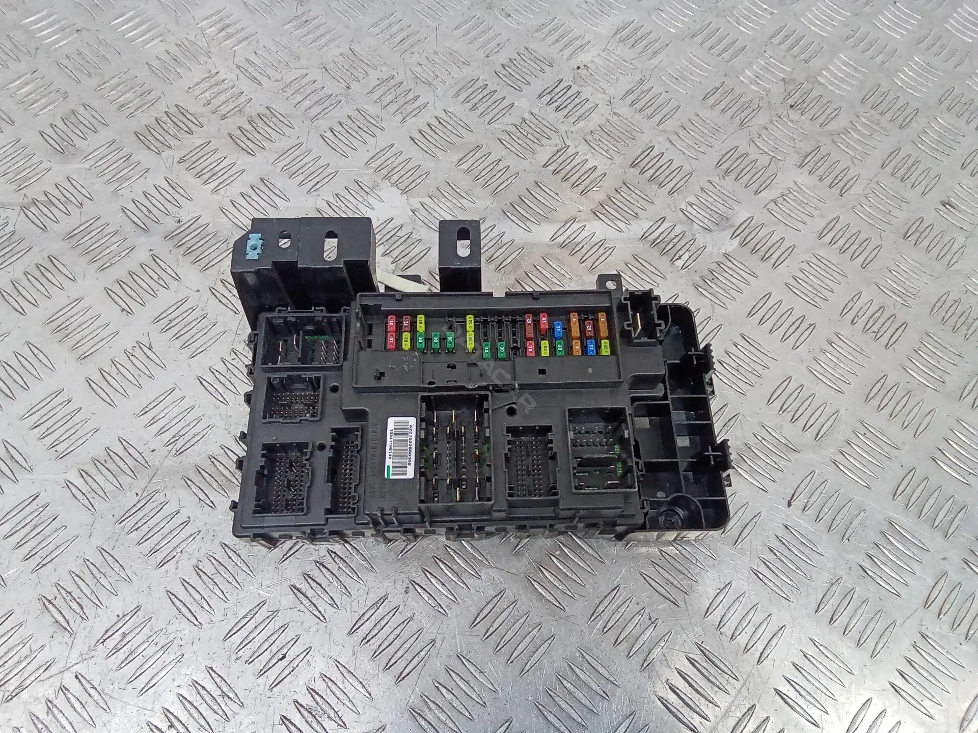 Блок предохранителей GR3T15604