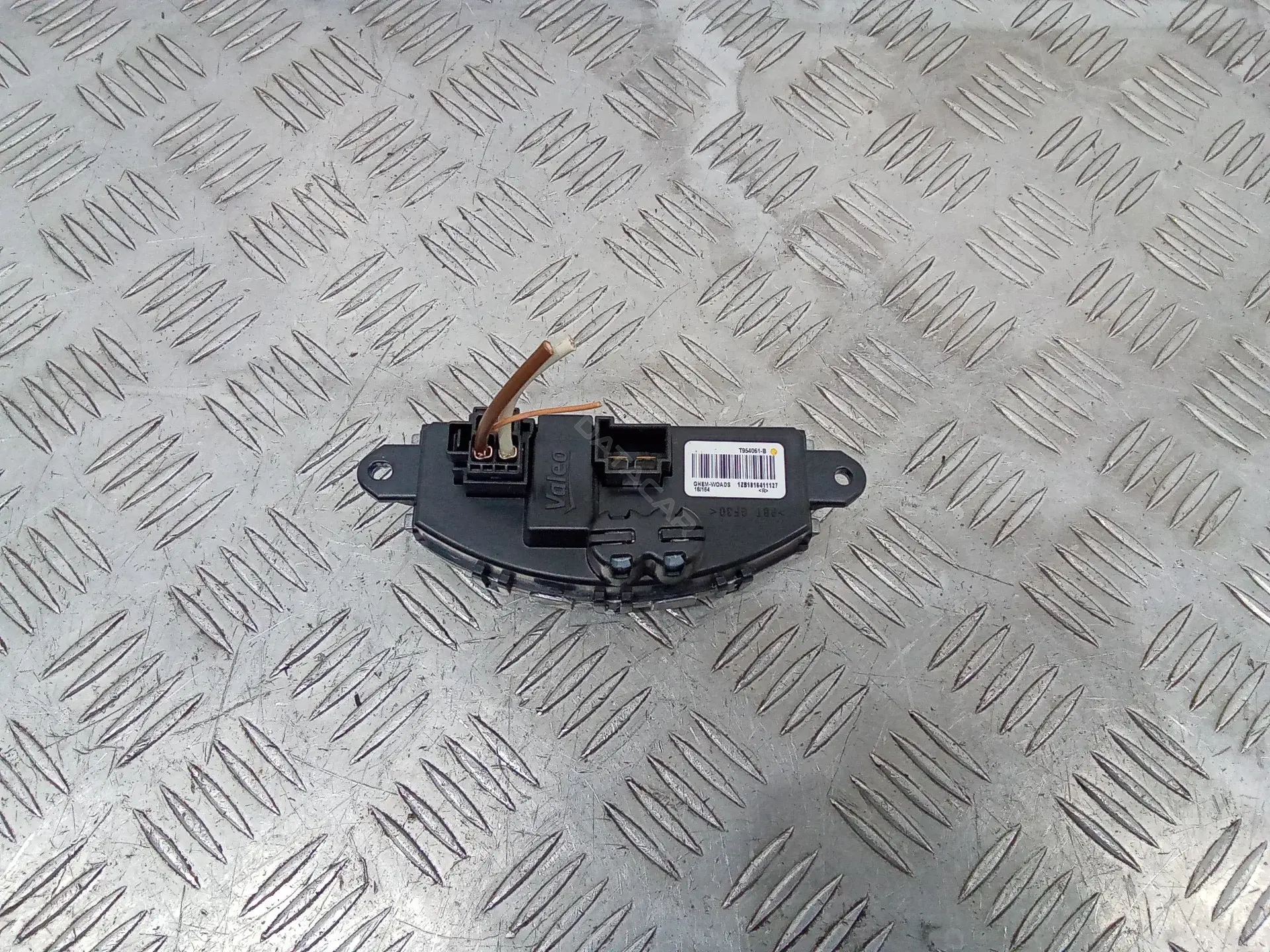 Резистор печки T954061B