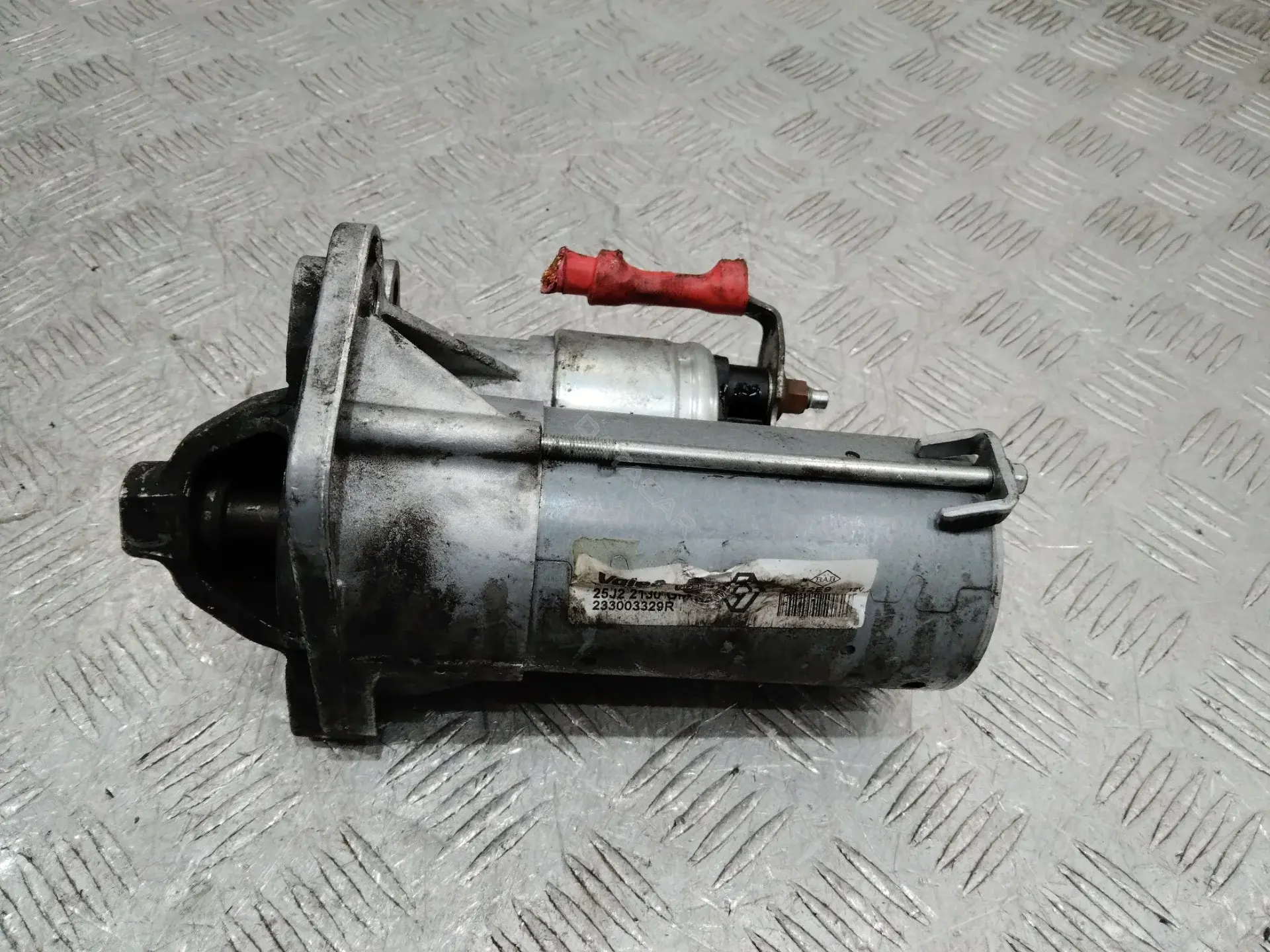 Стартер 233003329R